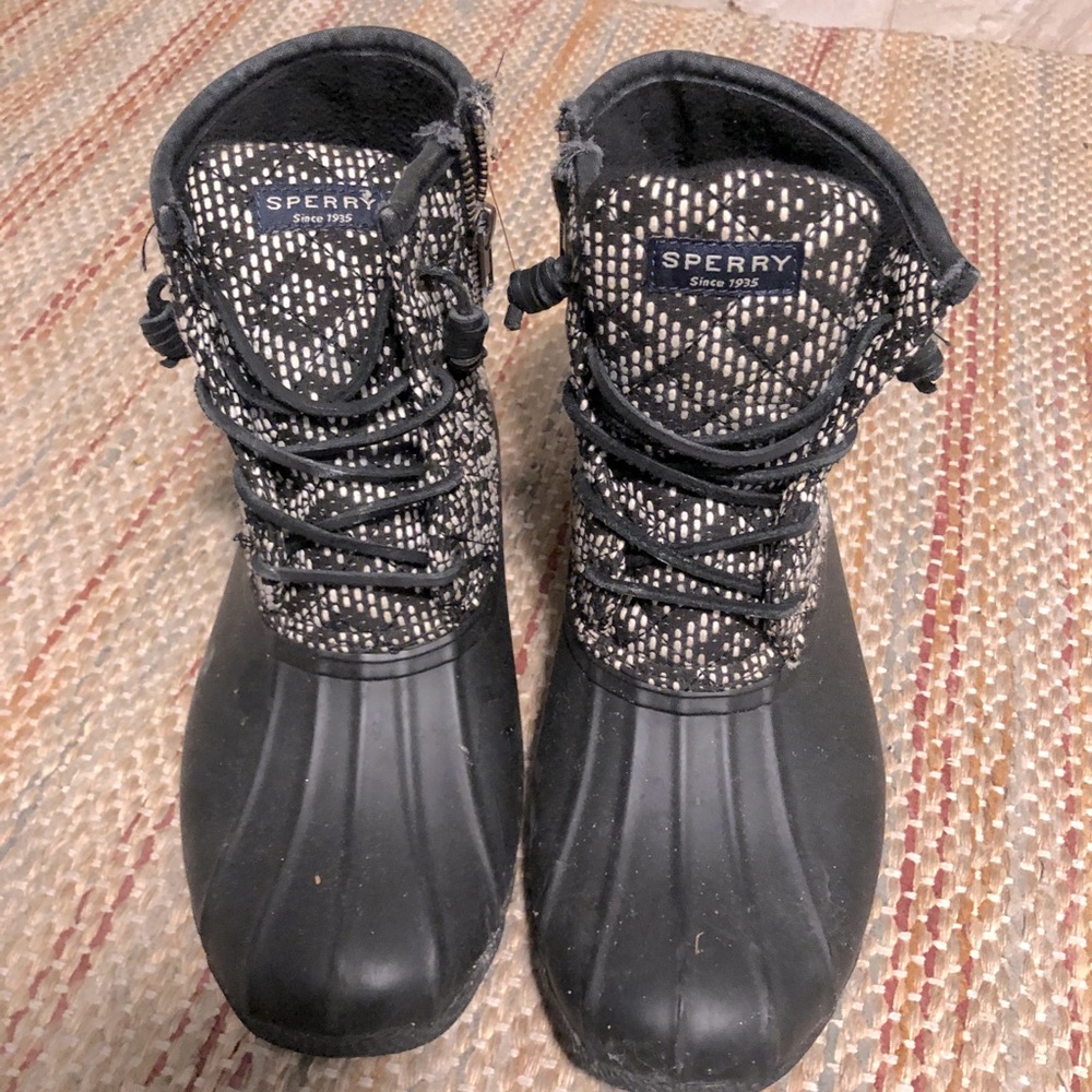 Sperry size 9 womens boots